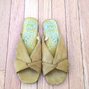 Vintage style yellow slipper sandals